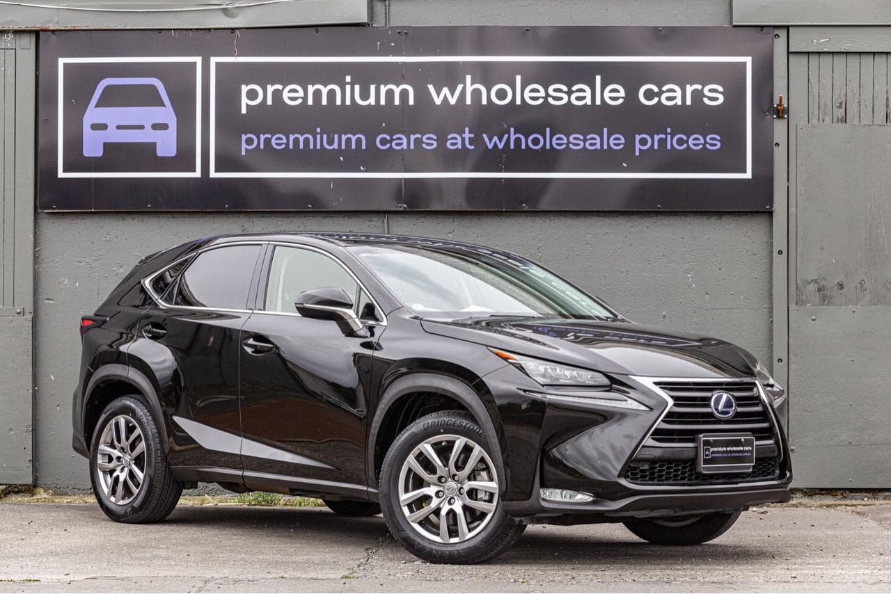 2014 Lexus NX 4WD NX300H VERSION L