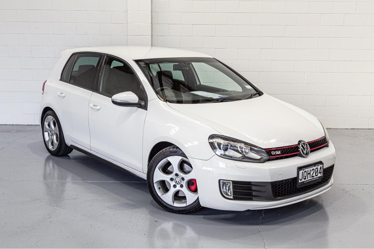 2010 Volkswagen GOLF GTI
